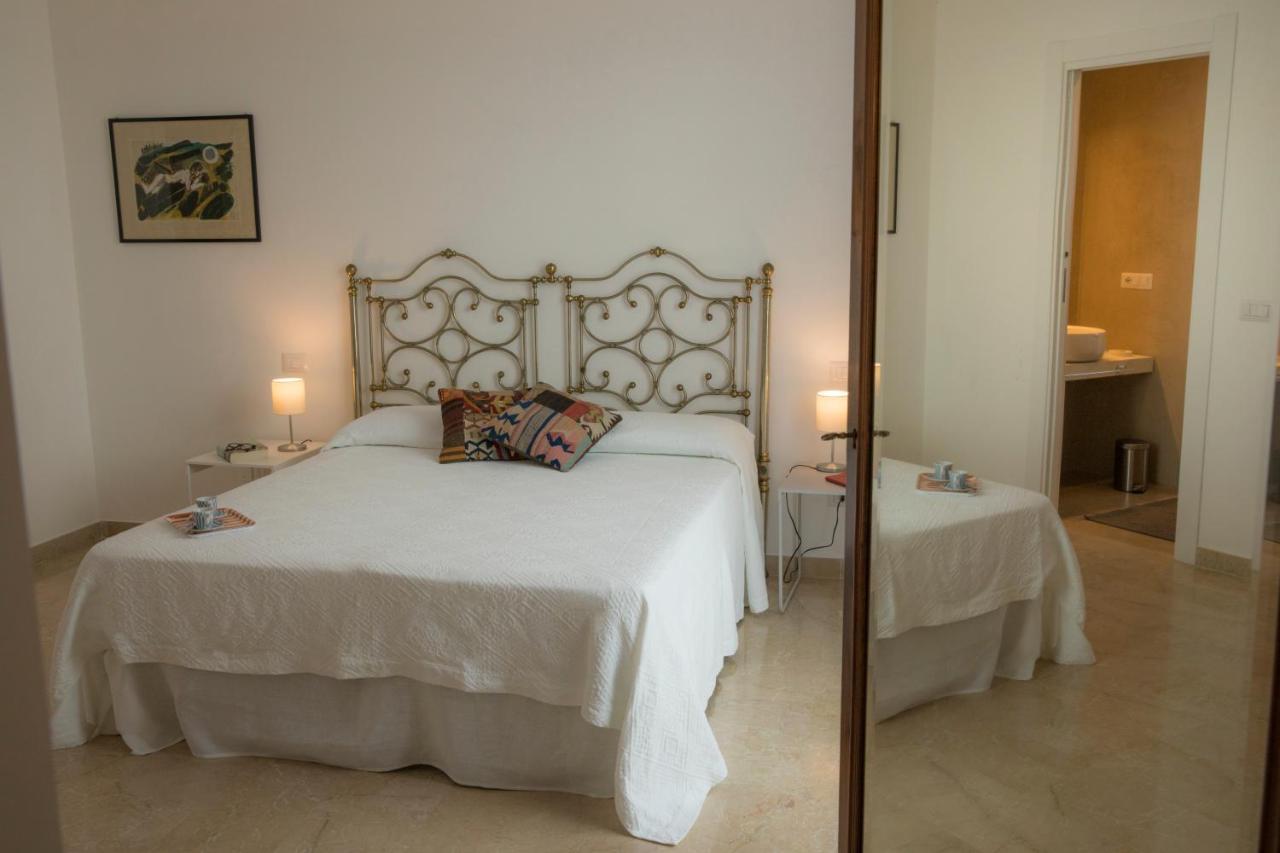 Residenza Lago Szirakúza Kültér fotó